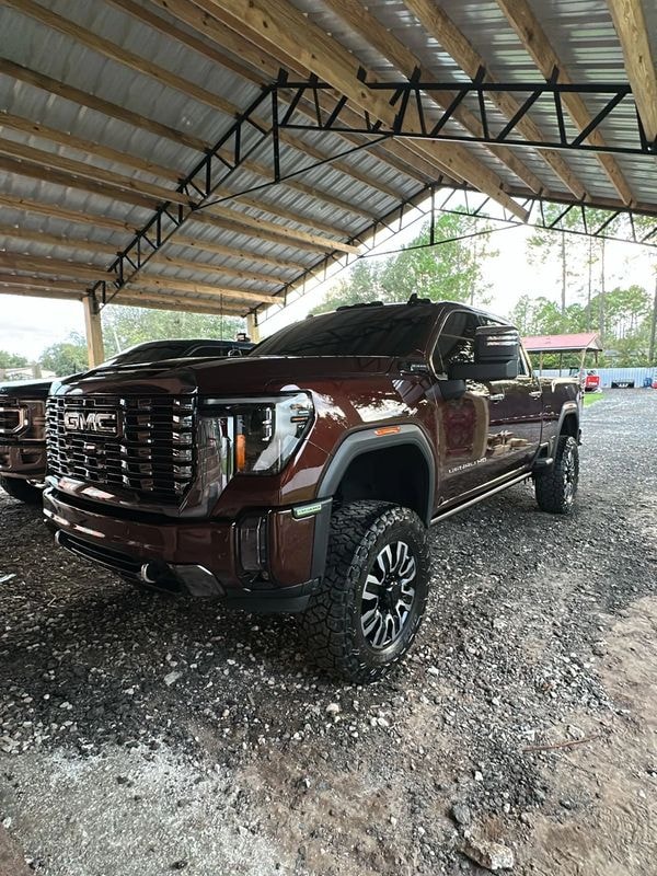 Vehicle after professional detail